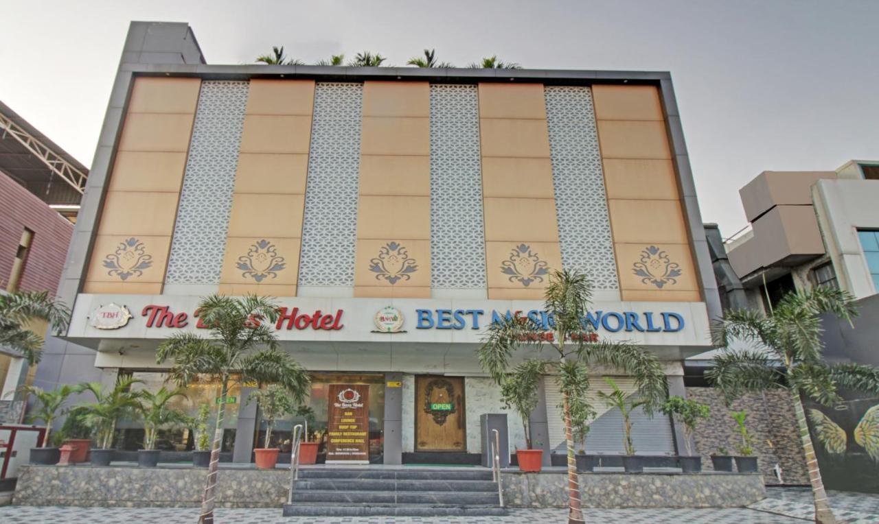 Treebo The Boss Hotell Rāipur Eksteriør bilde