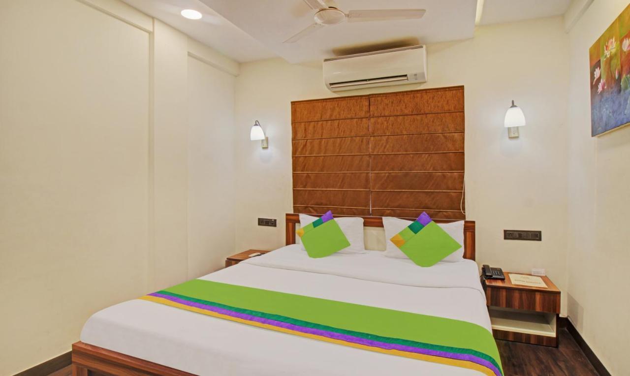 Treebo The Boss Hotell Rāipur Eksteriør bilde