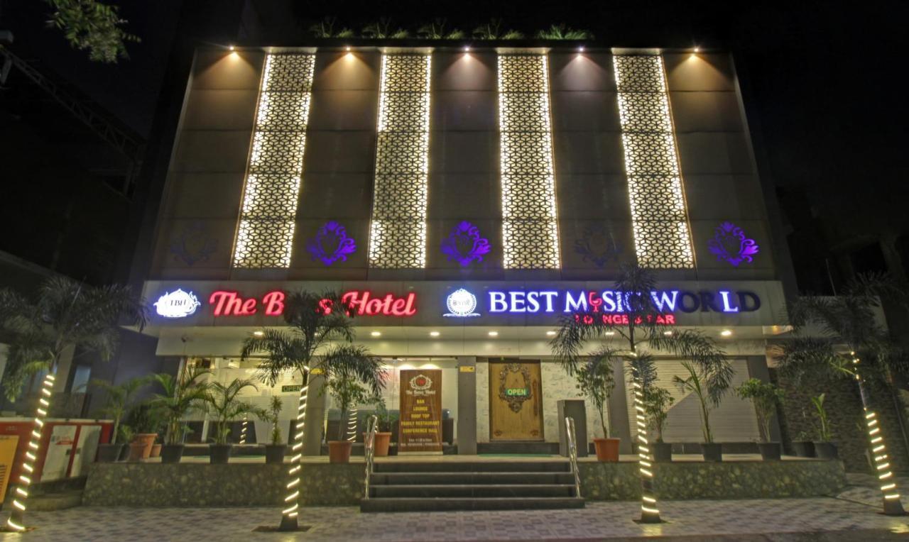 Treebo The Boss Hotell Rāipur Eksteriør bilde